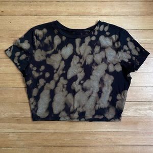 Women’s reverse tie dye crop top